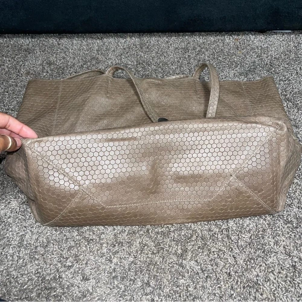 Streets Ahead Tan Beige Tote Shoulder Bag